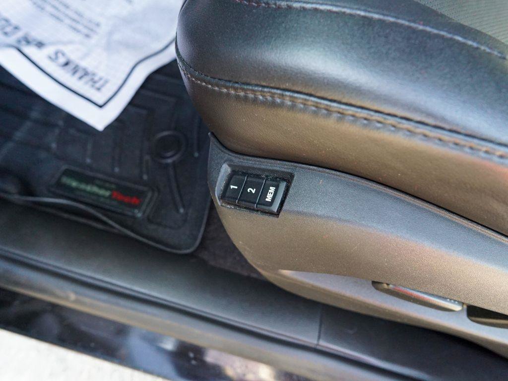 Used 2016 Chevrolet Equinox LTZ w/ Enhanced Convenience Package AWD/4WD image 20