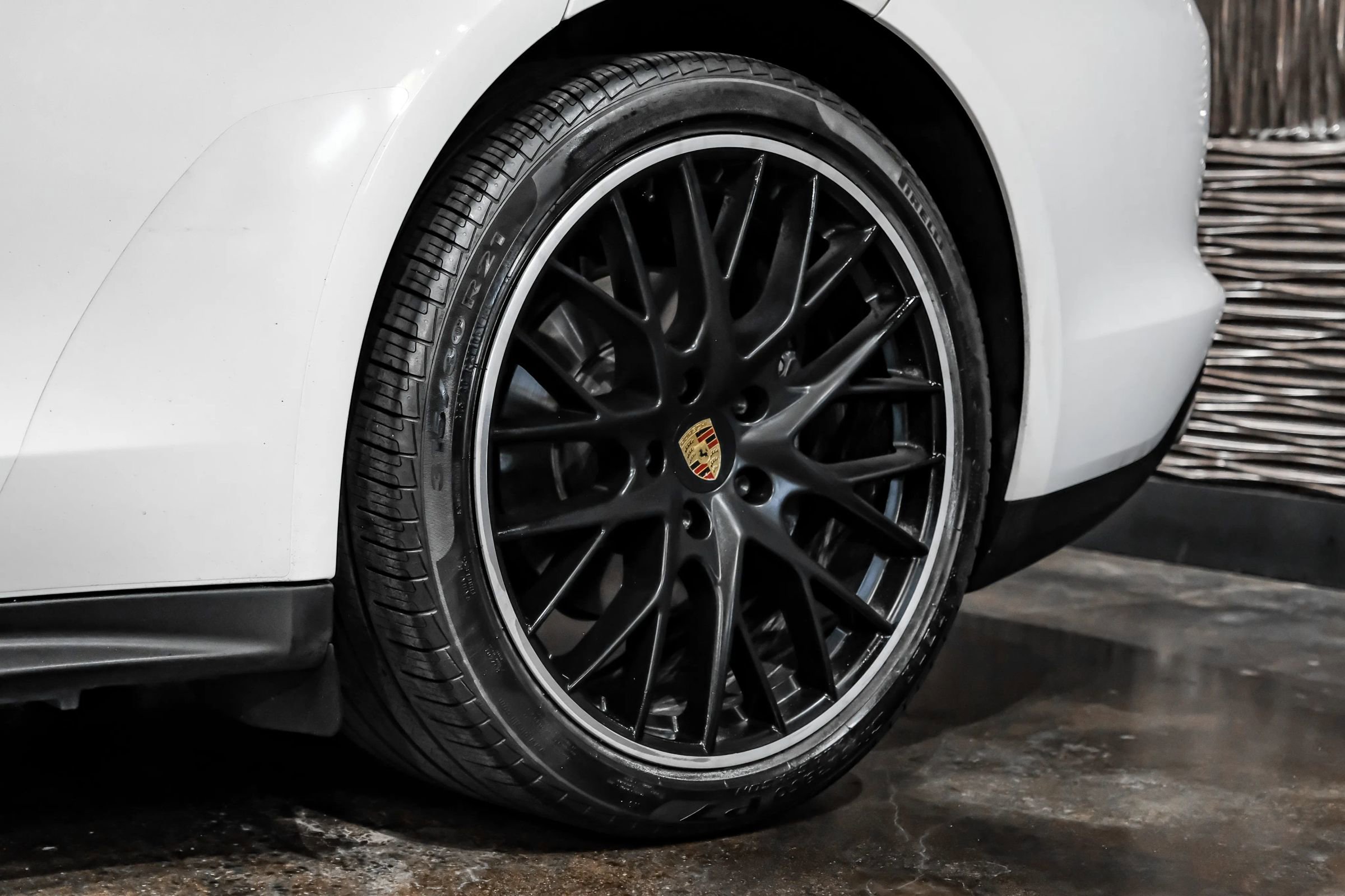 Used 2018 Porsche Panamera 4 w/ Premium Package Plus AWD/4WD image 63