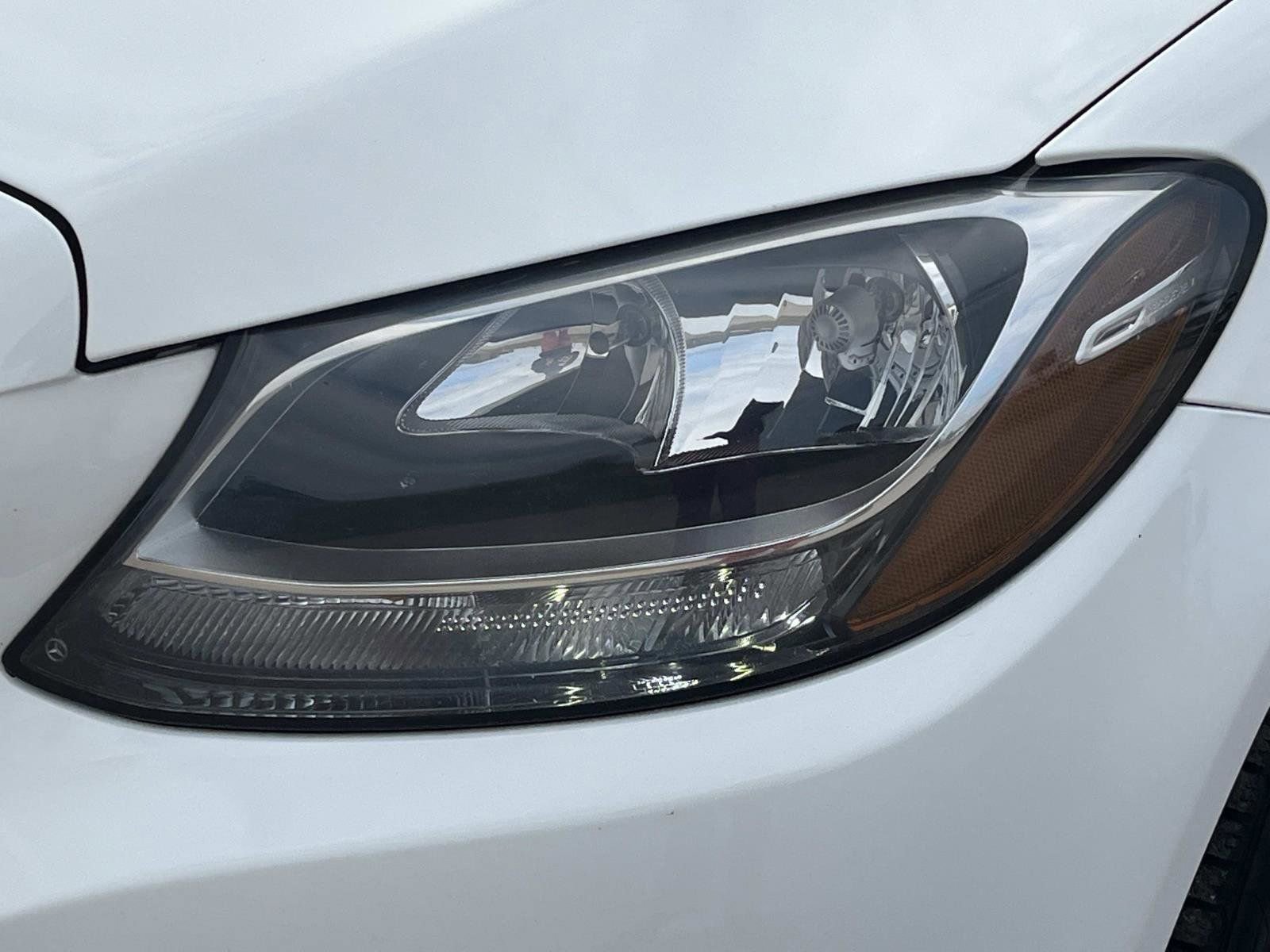 Used 2018 Mercedes-Benz C 300 4MATIC Sedan image 7