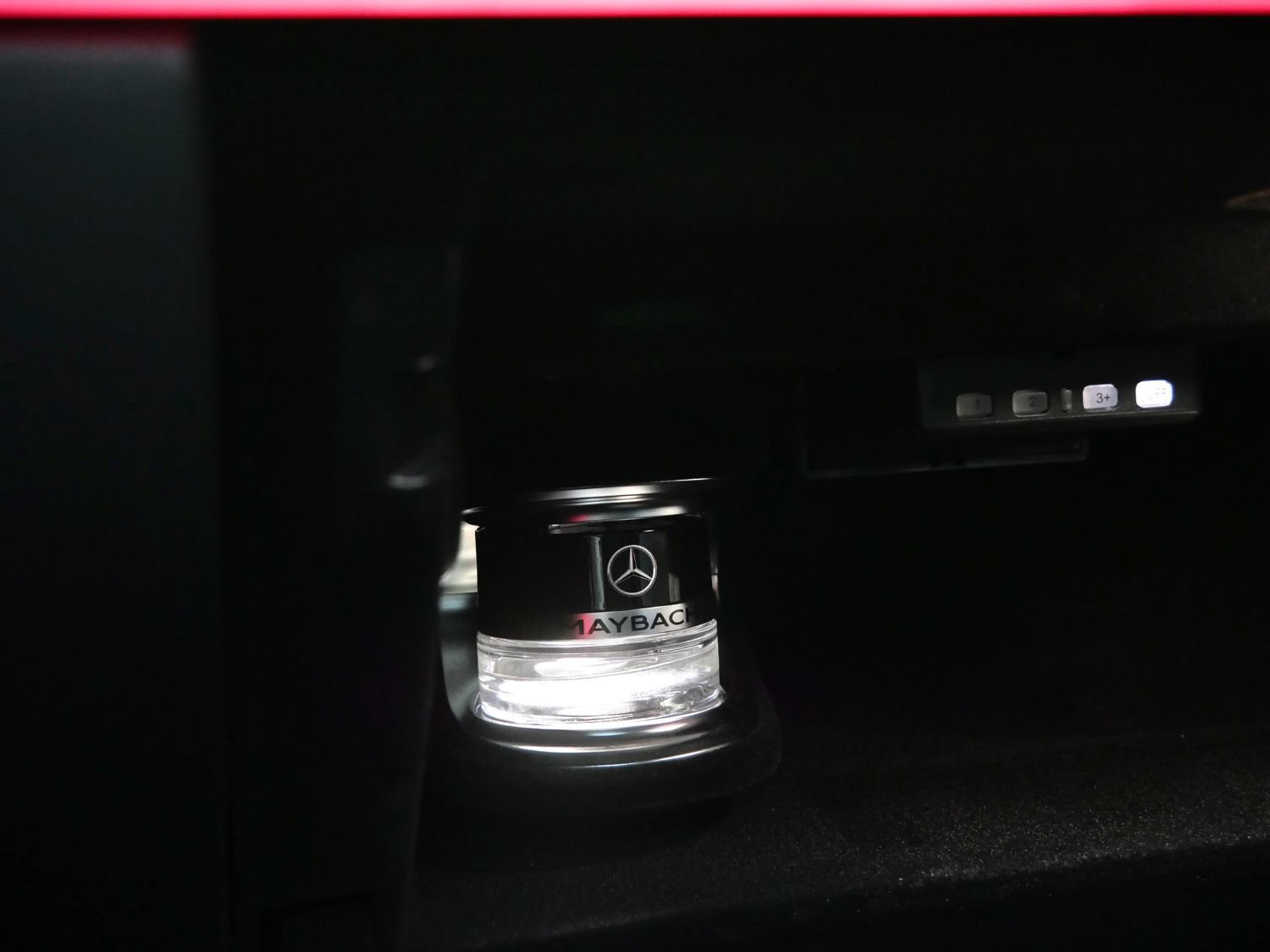 Used 2021 Mercedes-Benz Maybach S 580 4MATIC image 37