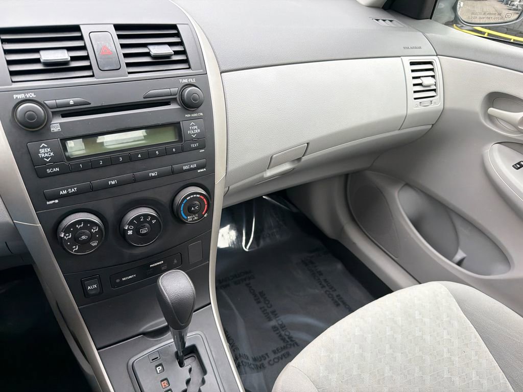 Used 2009 Toyota Corolla FWD image 21