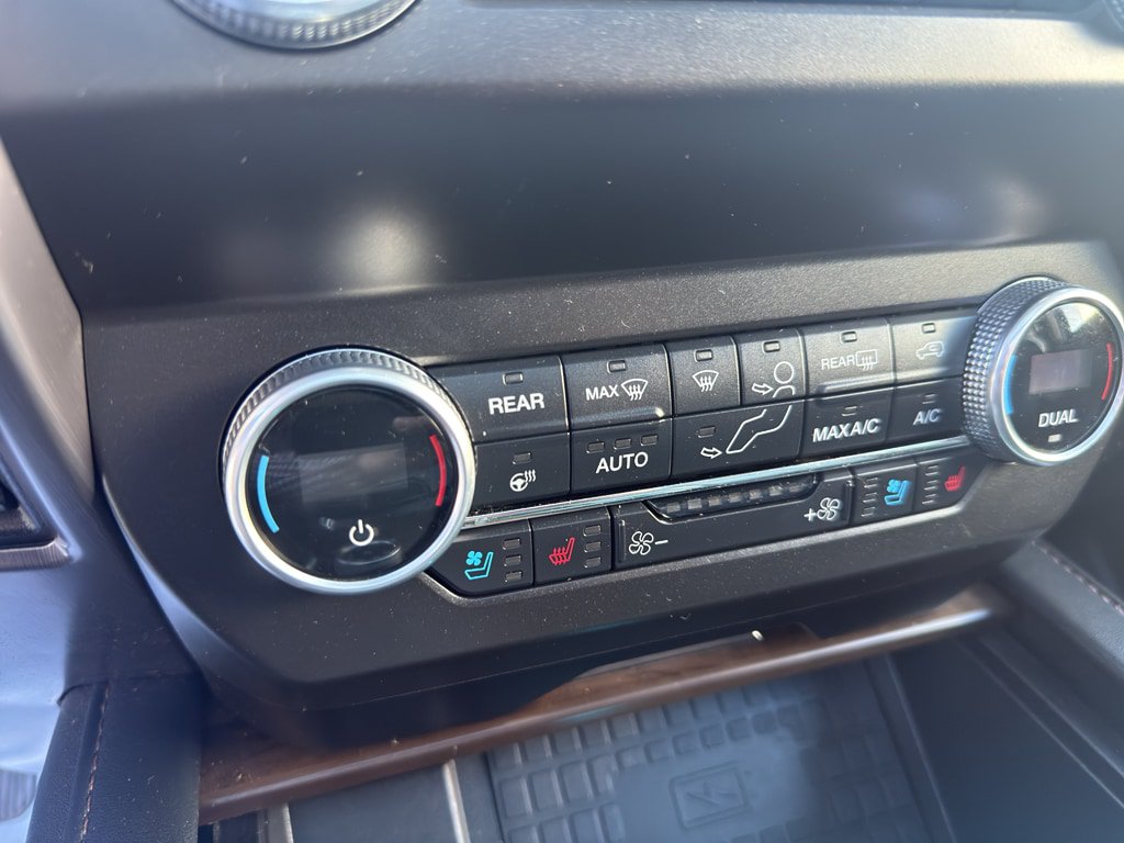 Used 2021 Ford Expedition Max Platinum AWD/4WD image 13