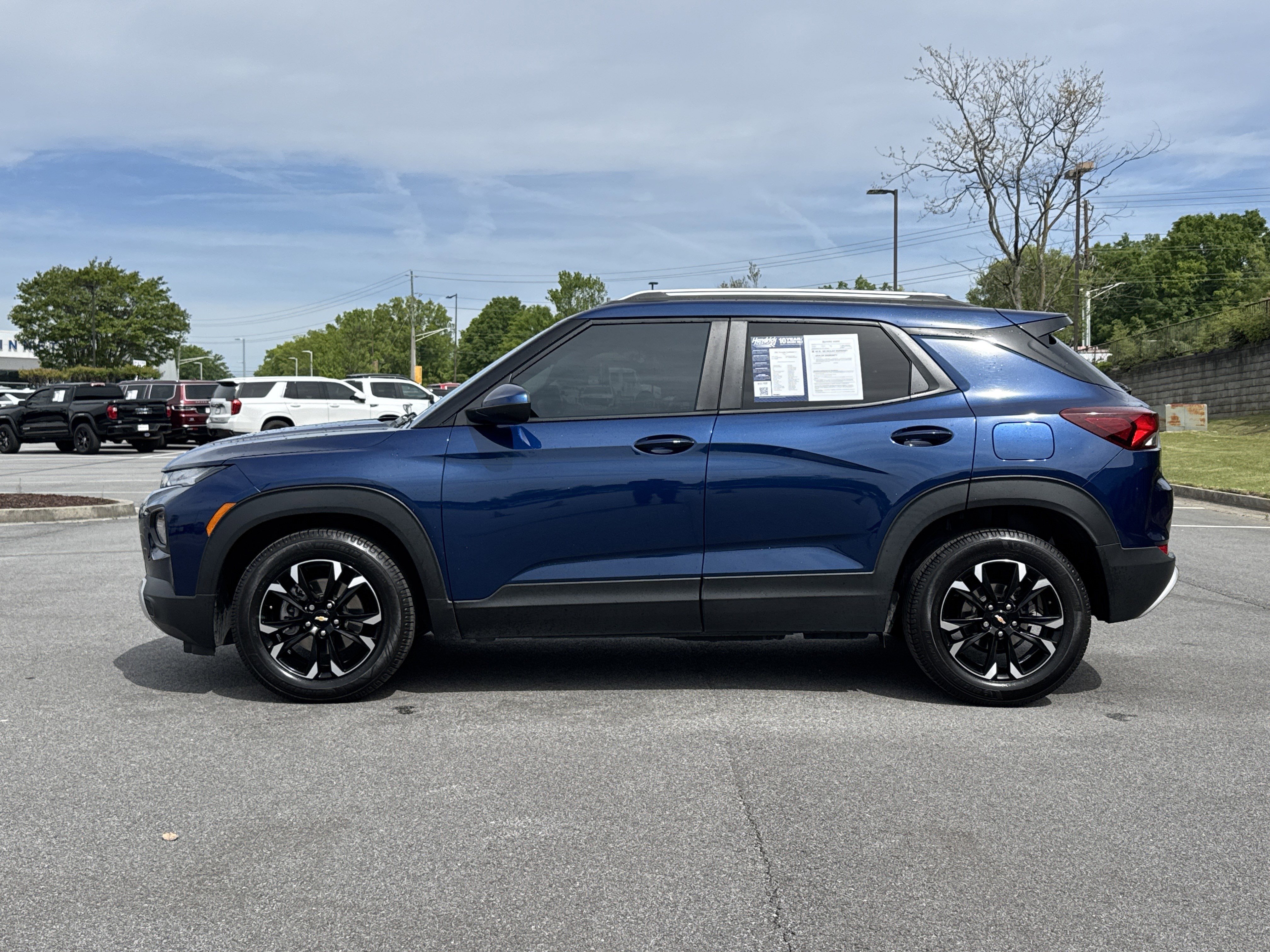 Used 2022 Chevrolet TrailBlazer LT FWD image 7