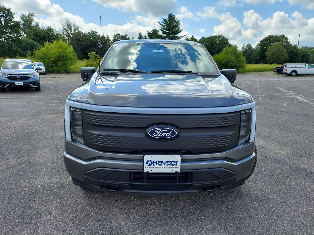 Used 2025 Ford F150 Lightning XLT w/ Max Trailer Tow Package image 14