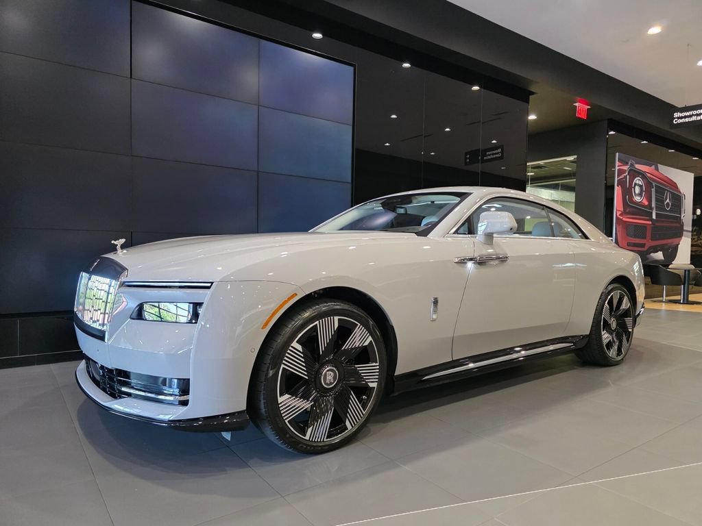 Used 2024 Rolls-Royce Spectre w/ Spectre Launch Package AWD/4WD image 6