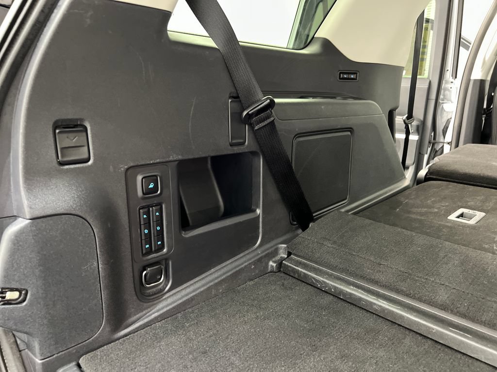 Used 2025 Ford Expedition Platinum AWD/4WD image 50
