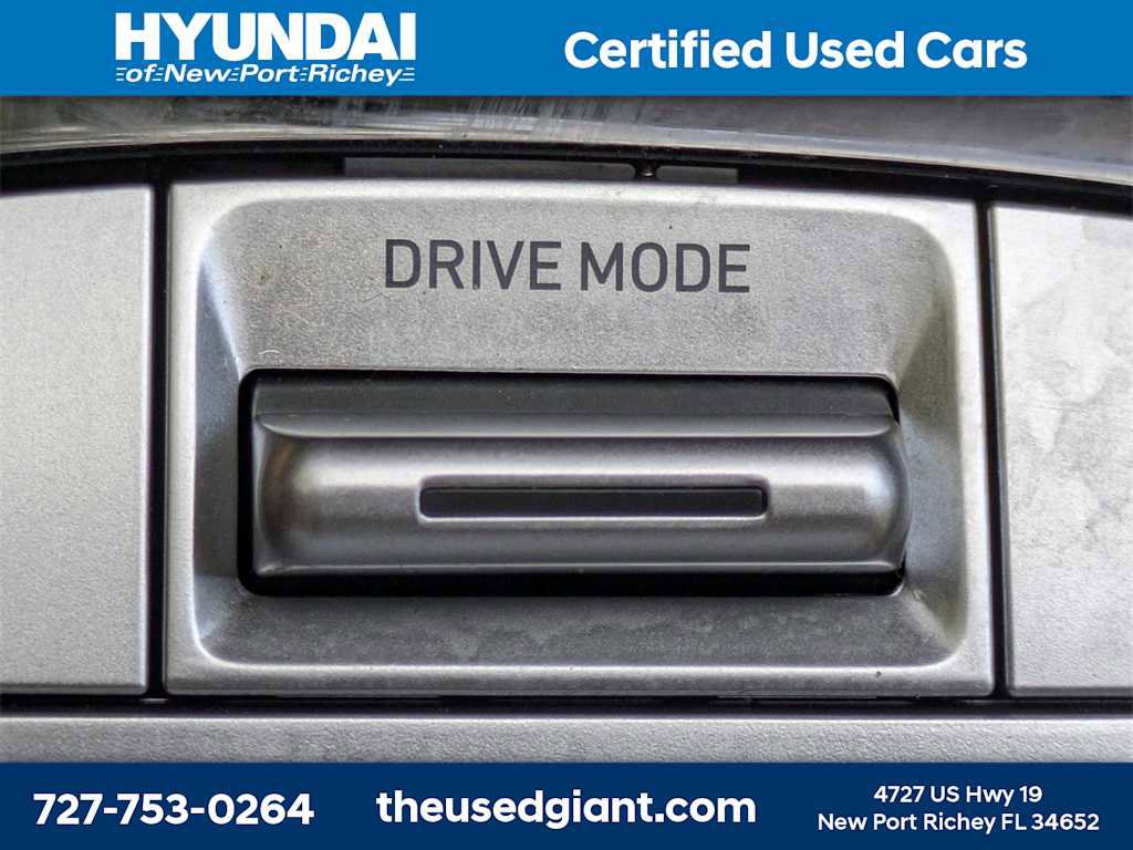 Certified 2024 Hyundai Tucson Limited image 35