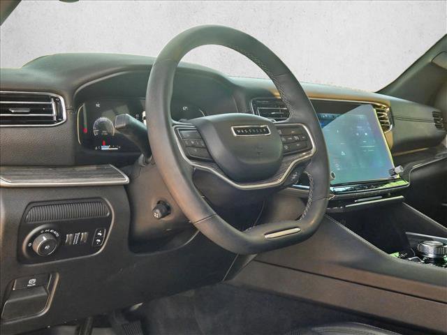 Used 2022 Jeep Wagoneer Series III w/ Premium Group I image 9