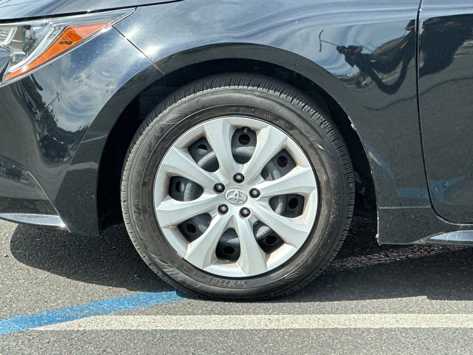 Used 2026 Toyota Corolla LE image 22