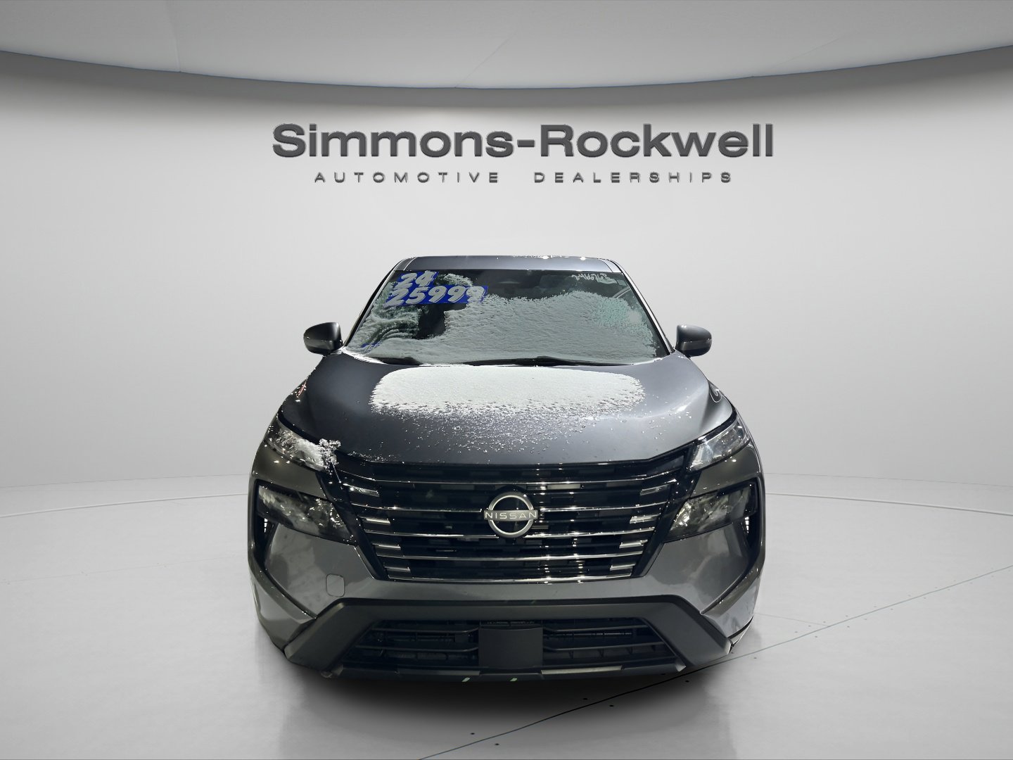 Used 2024 Nissan Rogue SV image 1