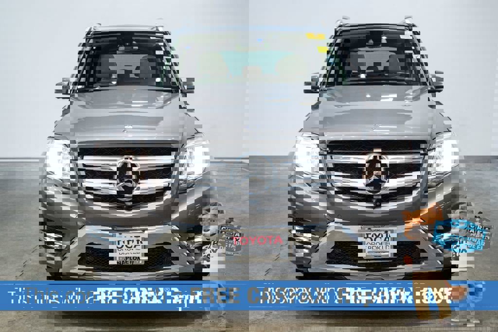 Used 2014 Mercedes-Benz GLK 250 BlueTEC 4MATIC image 2