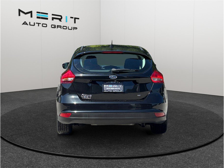 Used 2015 Ford Focus SE FWD image 8