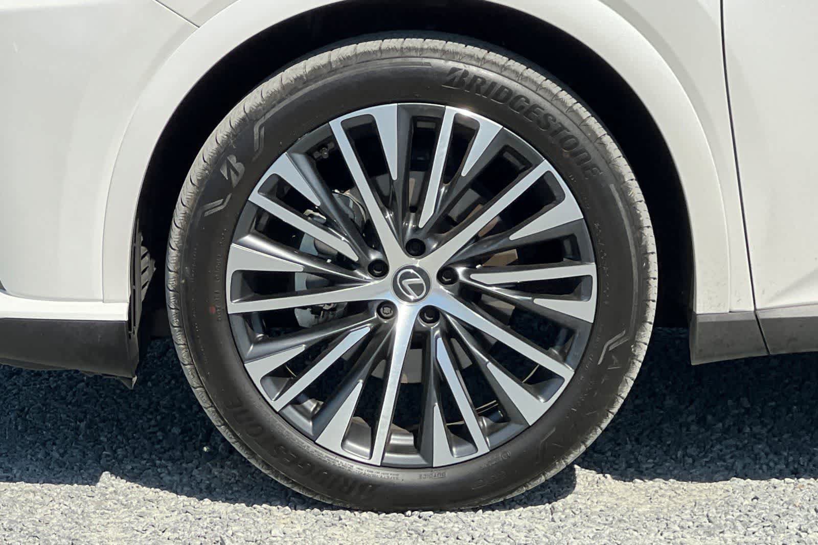 Used 2025 Lexus RX 350 Premium Plus w/ Accessory Package FWD image 36
