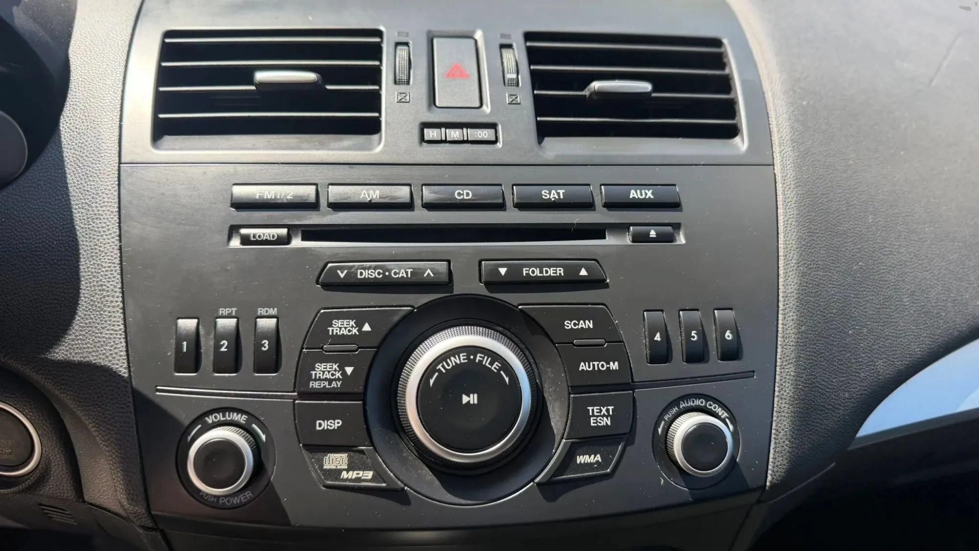 Used 2013 MAZDA MAZDA3 i Touring FWD image 28
