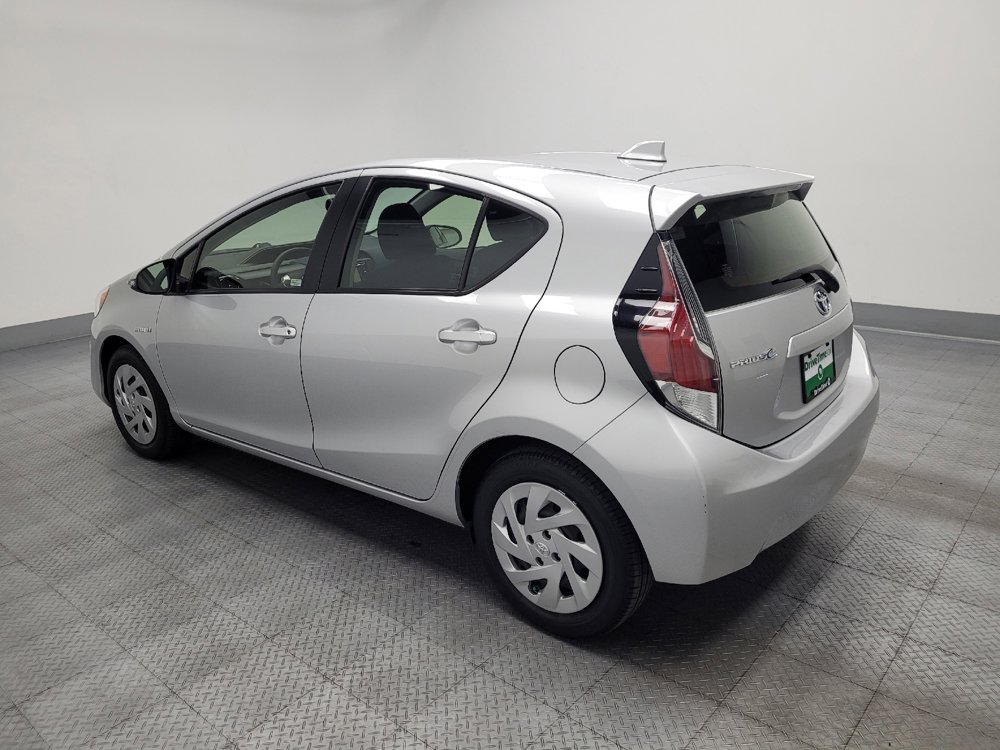 Used 2016 Toyota Prius C Three FWD image 3