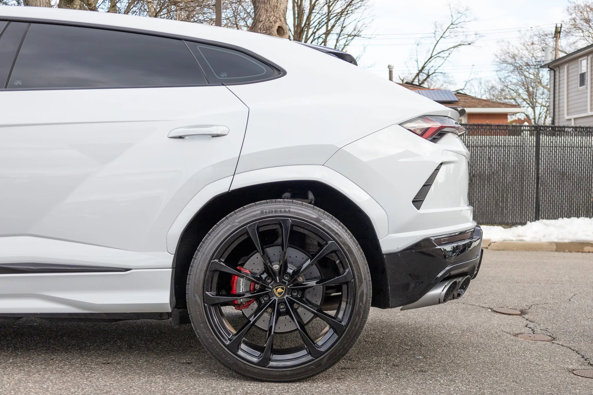 Used 2022 Lamborghini Urus image 16