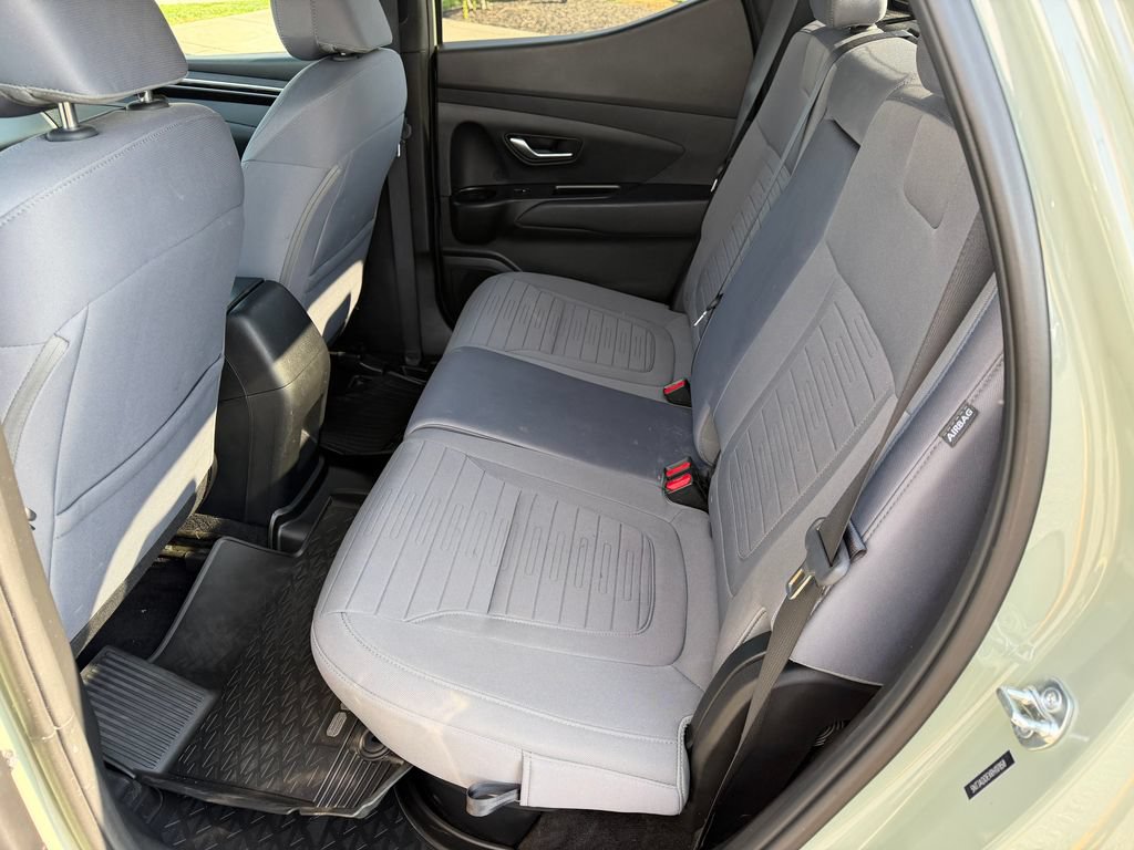 Used 2024 Hyundai Santa Cruz SE AWD/4WD image 19