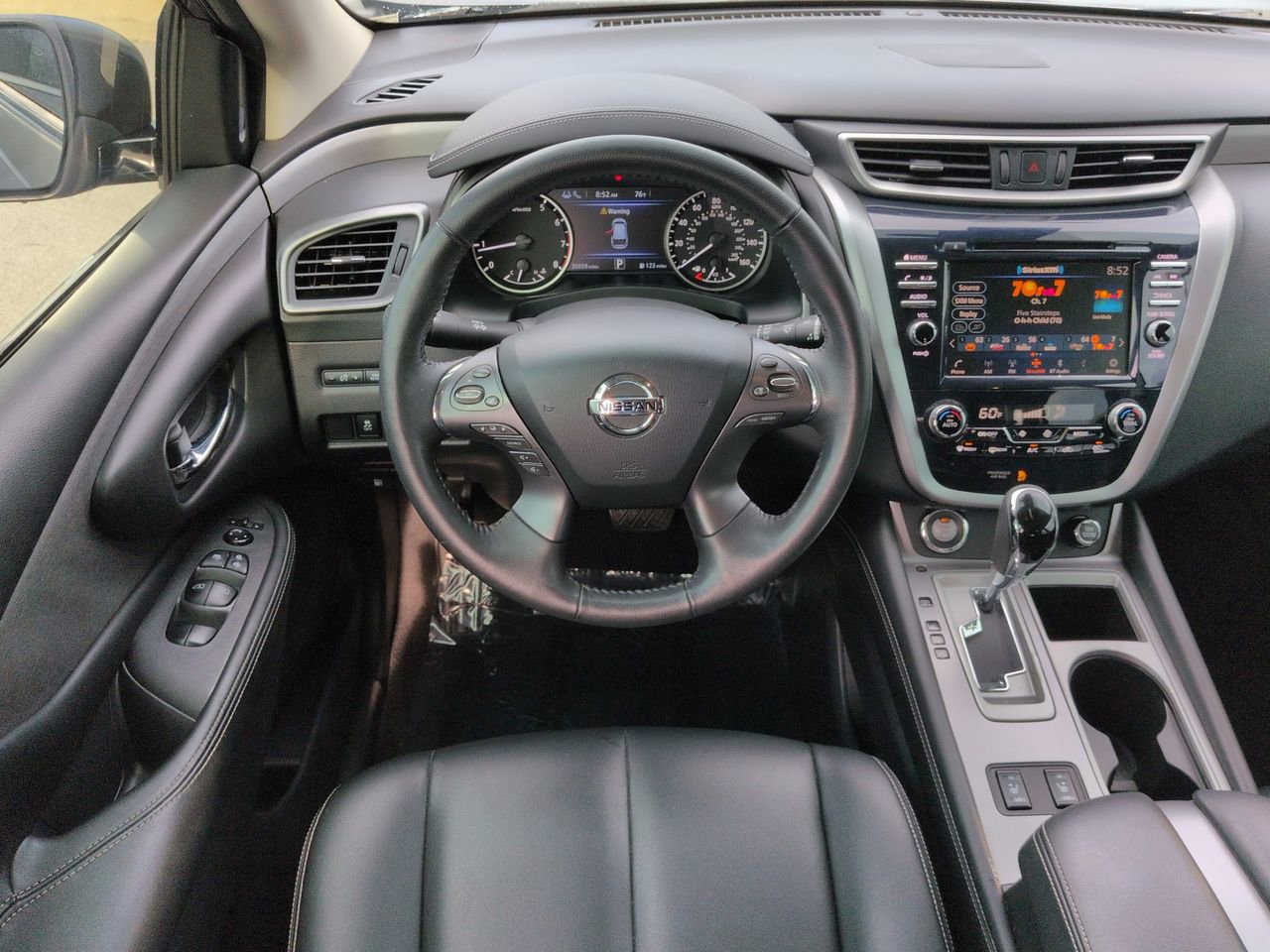 Used 2022 Nissan Murano SV FWD image 16