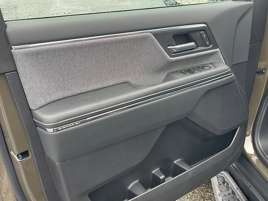 New 2026 GMC Sierra EV Elevation image 5