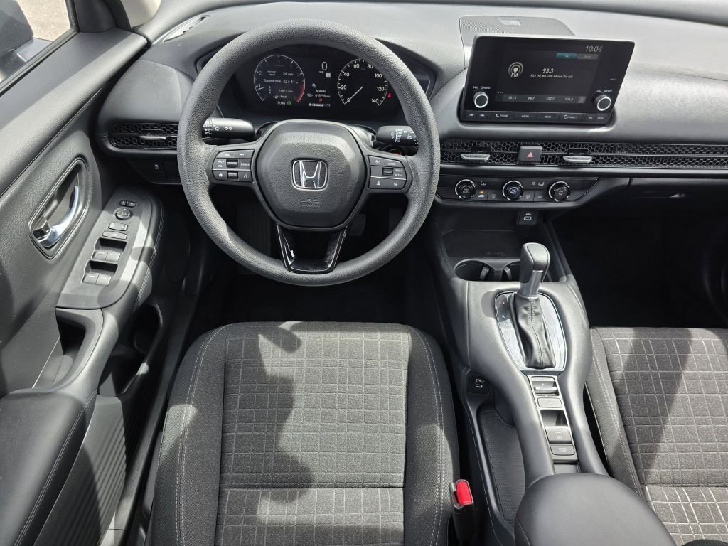 Used 2025 Honda HR-V LX image 29