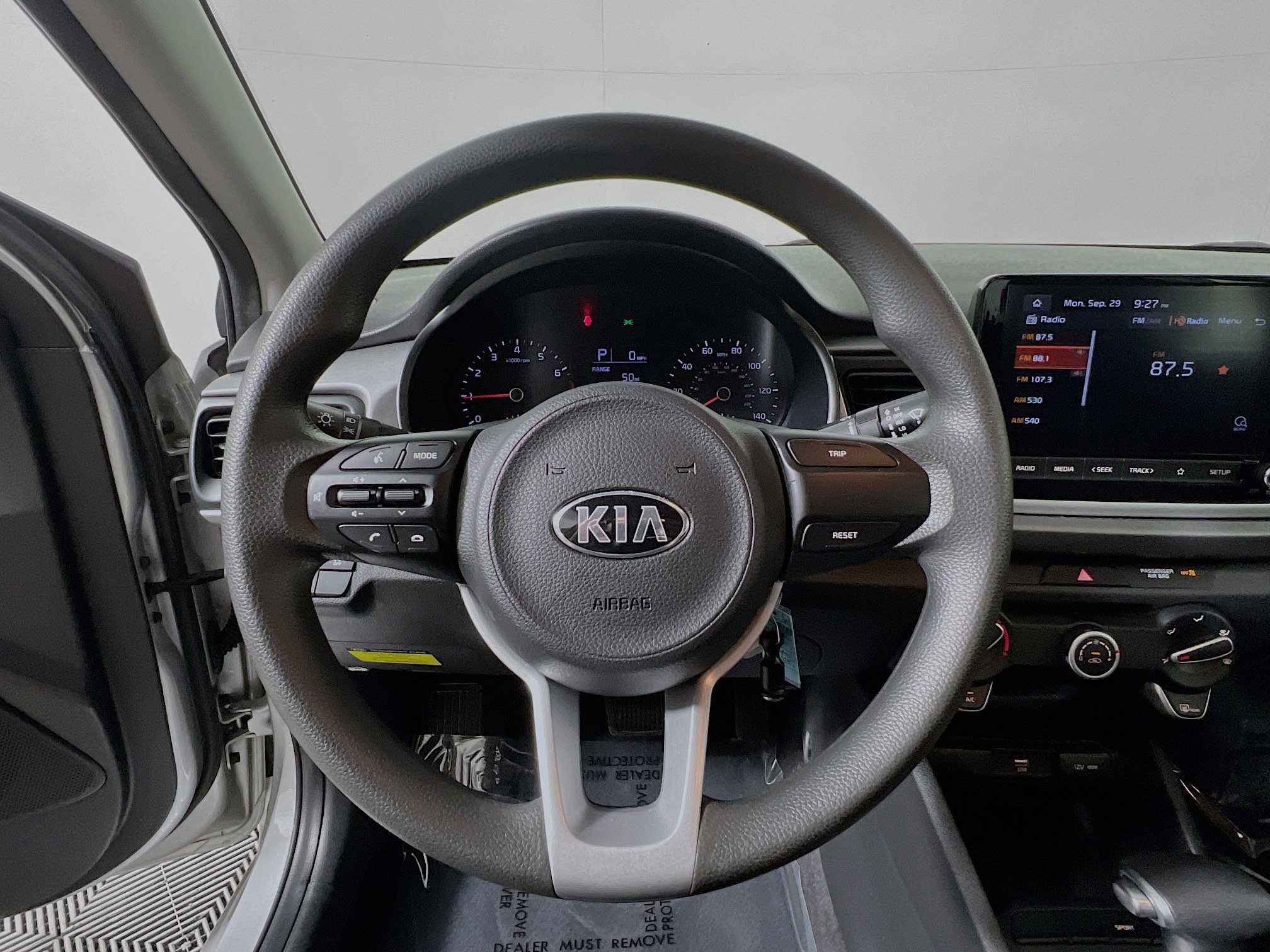 Used 2021 Kia Rio LX image 18