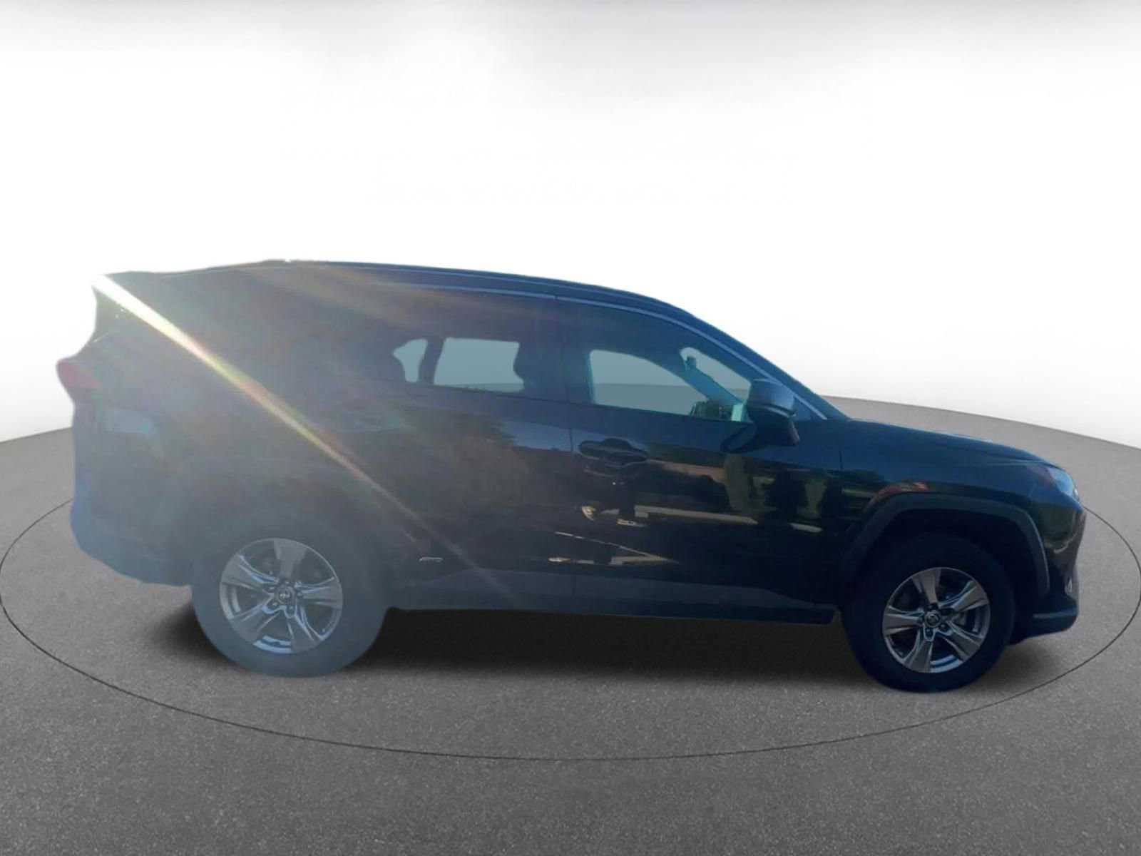 Used 2025 Toyota RAV4 LE image 16