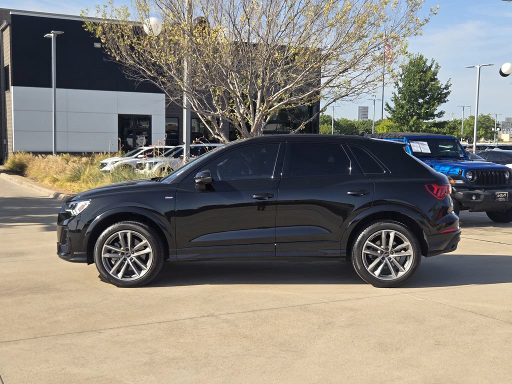 Used 2024 Audi Q3 2.0T Premium AWD/4WD image 13