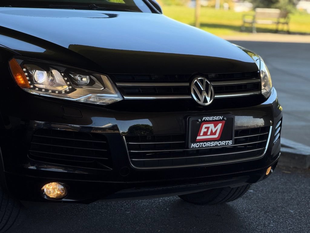 Used 2014 Volkswagen Touareg VR6 AWD/4WD image 5