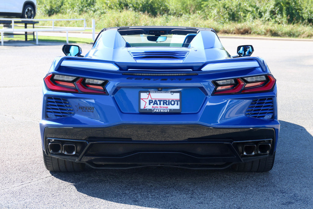 Used 2022 Chevrolet Corvette Stingray Premium Conv w/ Z51 Performance Package RWD image 8