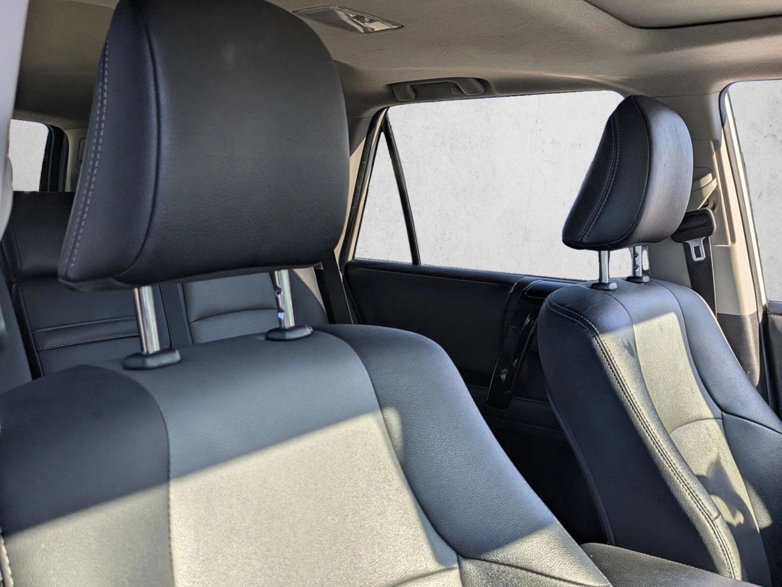 Used 2021 Toyota 4Runner SR5 Premium w/ Moonroof Package AWD/4WD image 14