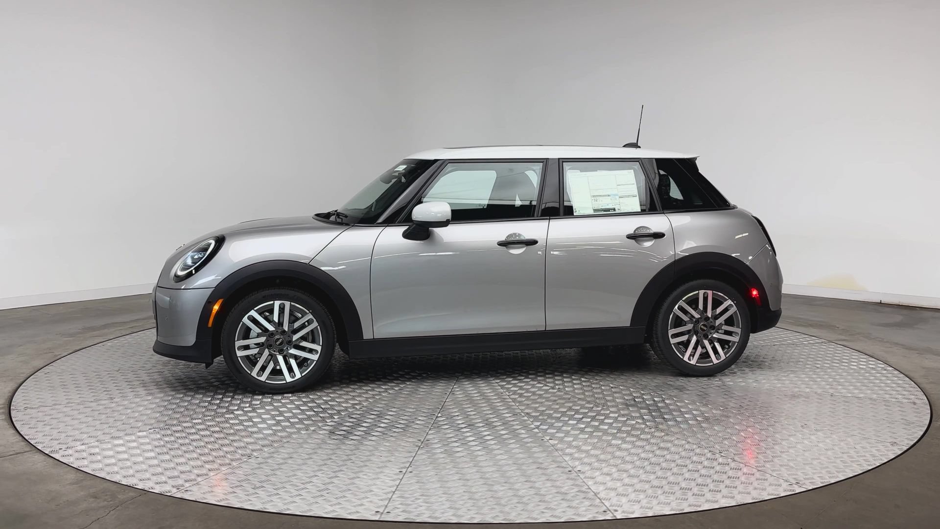 Used 2026 MINI Cooper S FWD image 5