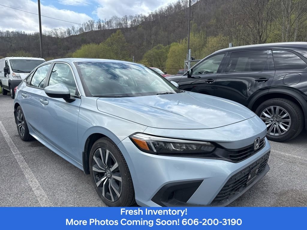 Used 2023 Honda Civic EX image 3