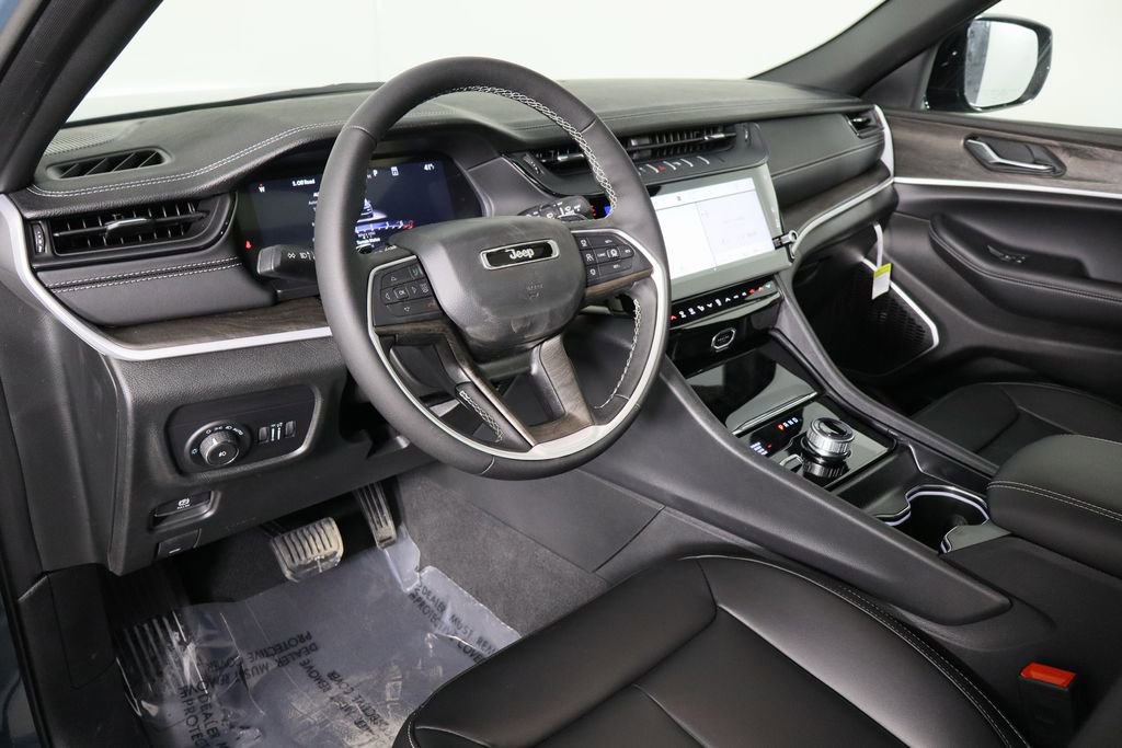 New 2026 Jeep Grand Cherokee Limited image 29