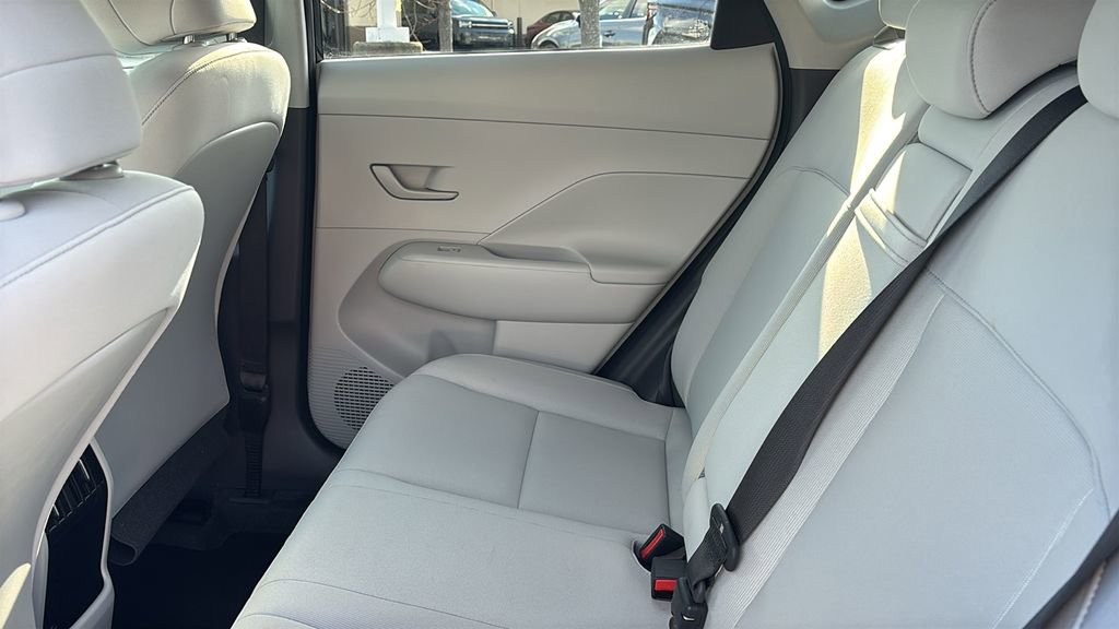 Used 2024 Hyundai Kona SEL image 29