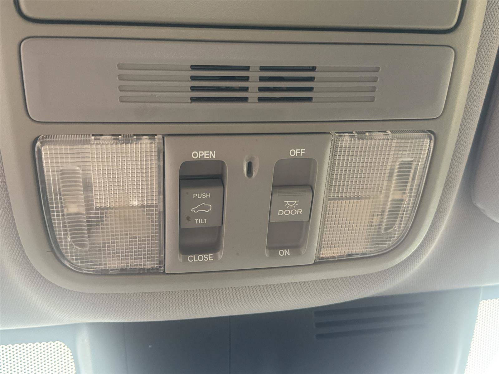 Used 2017 Honda CR-V EX image 18