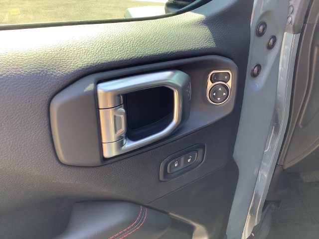 Used 2024 Jeep Wrangler Unlimited Rubicon w/ Safety Group AWD/4WD image 10