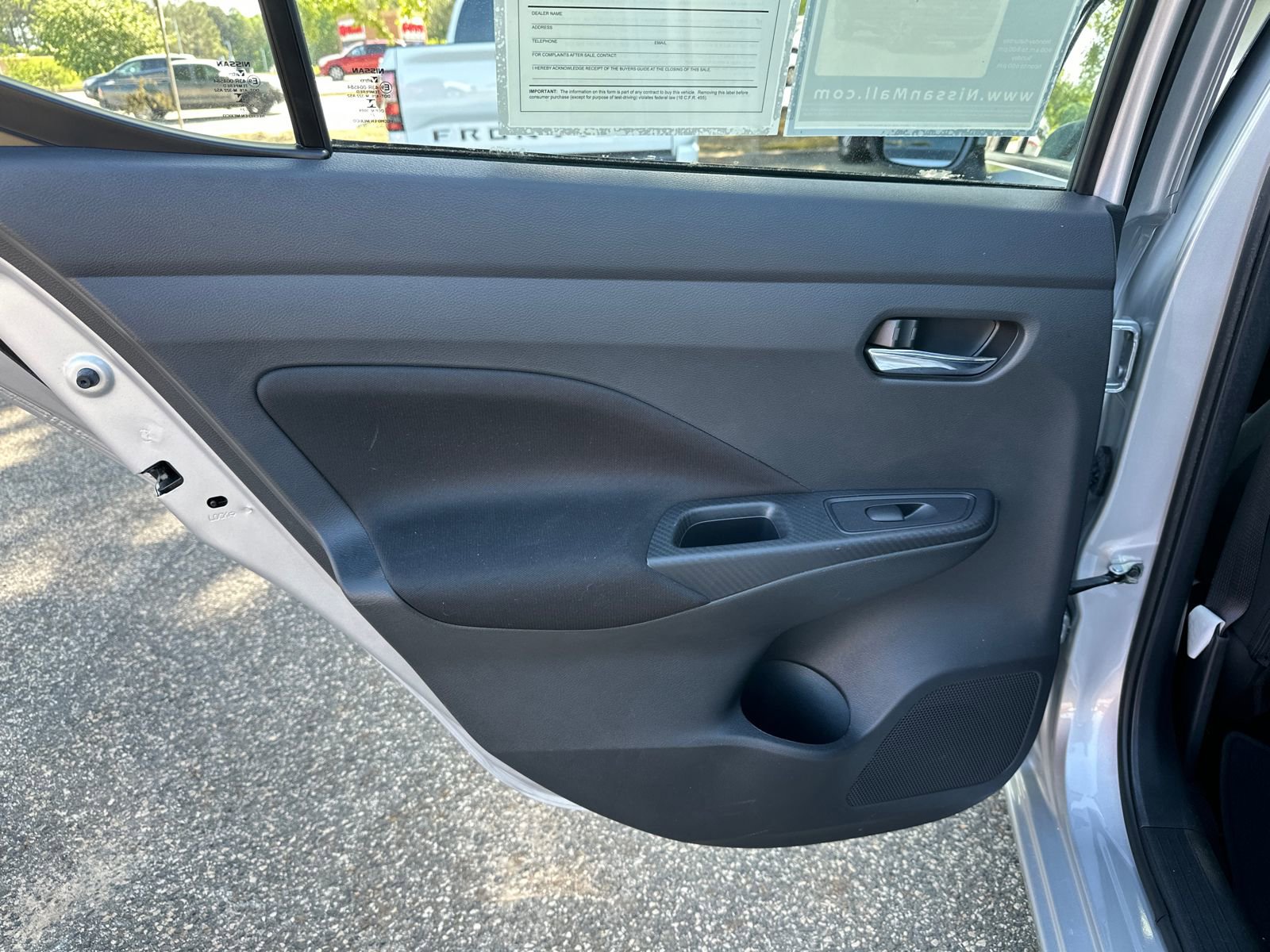 Used 2021 Nissan Versa SV image 21