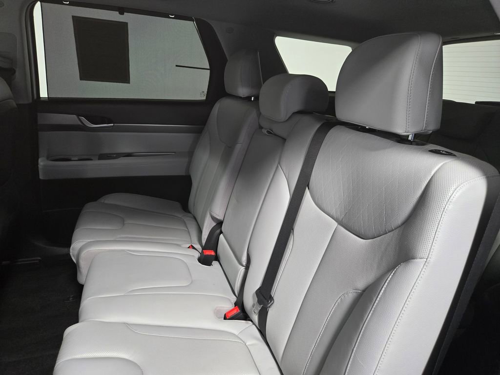 Used 2022 Hyundai Palisade SEL w/ 8P Bench Seat Package image 35