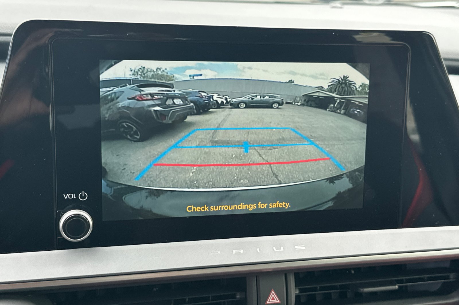 New 2027 Toyota Prius Plug-In Hybrid FWD image 15