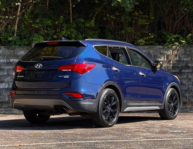 Used 2023 Hyundai Santa Fe SEL w/ Premium Package FWD image 5