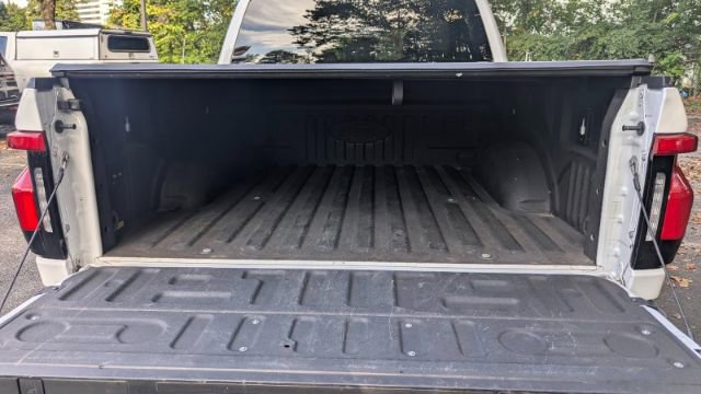 Used 2022 Ford F150 Lightning Pro image 13