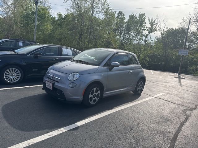 Used 2017 FIAT 500 e FWD image 1