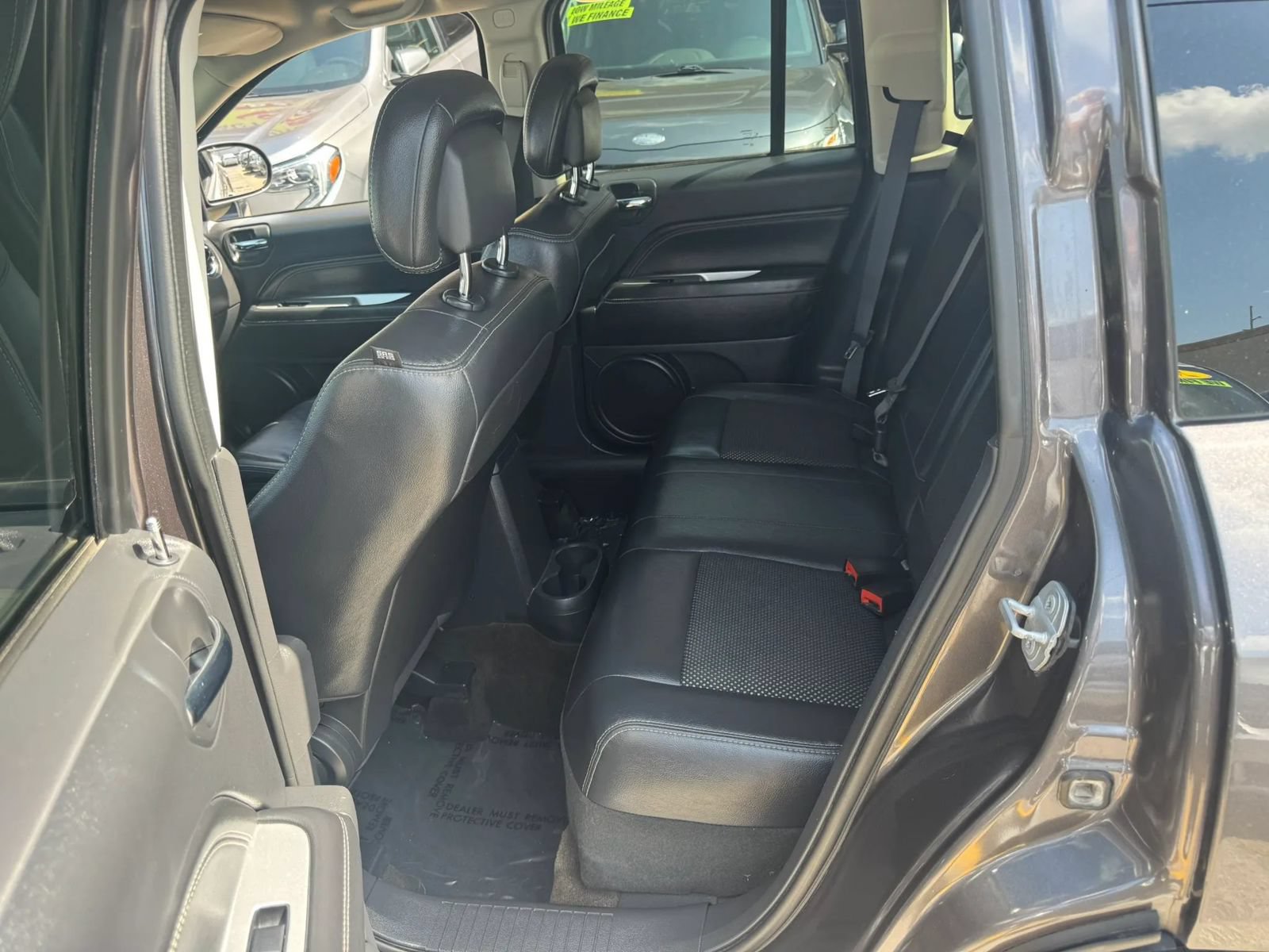 Used 2016 Jeep Compass Latitude AWD/4WD image 10