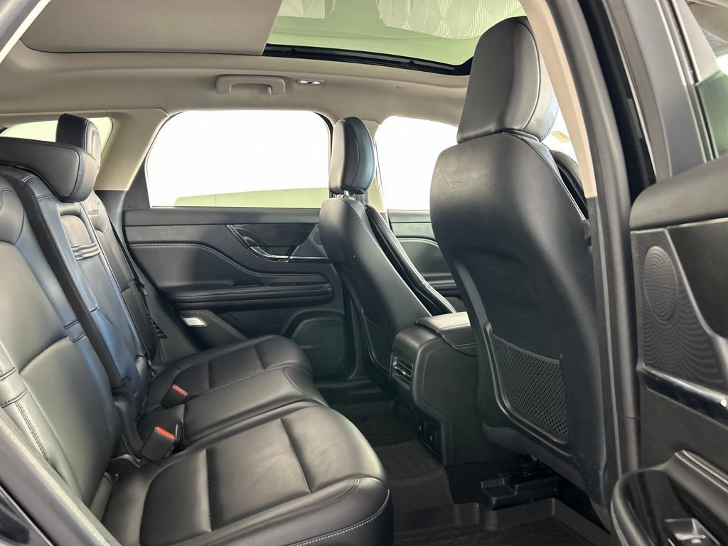 Used 2024 Lincoln Corsair AWD w/ Equipment Group 101A image 22