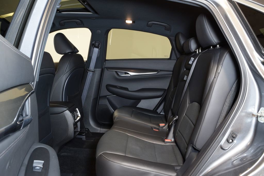 Certified 2025 INFINITI QX55 Luxe w/ Cargo Package image 27