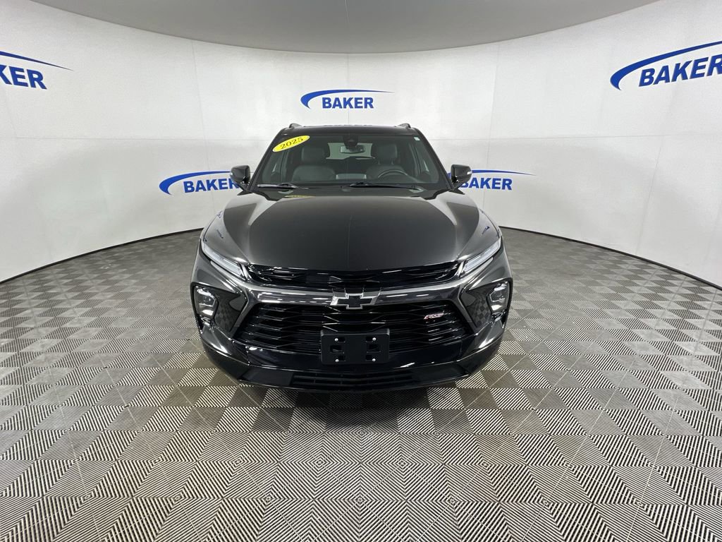 Used 2025 Chevrolet Blazer RS w/ Enhanced Convenience Package AWD/4WD image 3