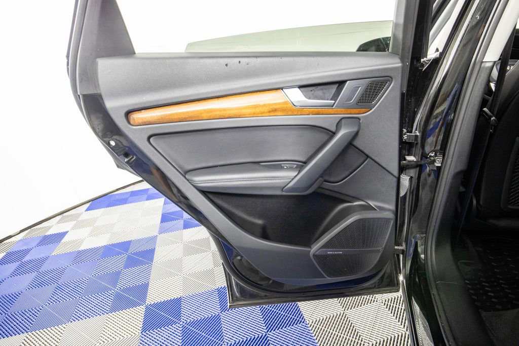 Used 2023 Audi Q5 2.0T Premium Plus w/ Premium Plus Package image 14