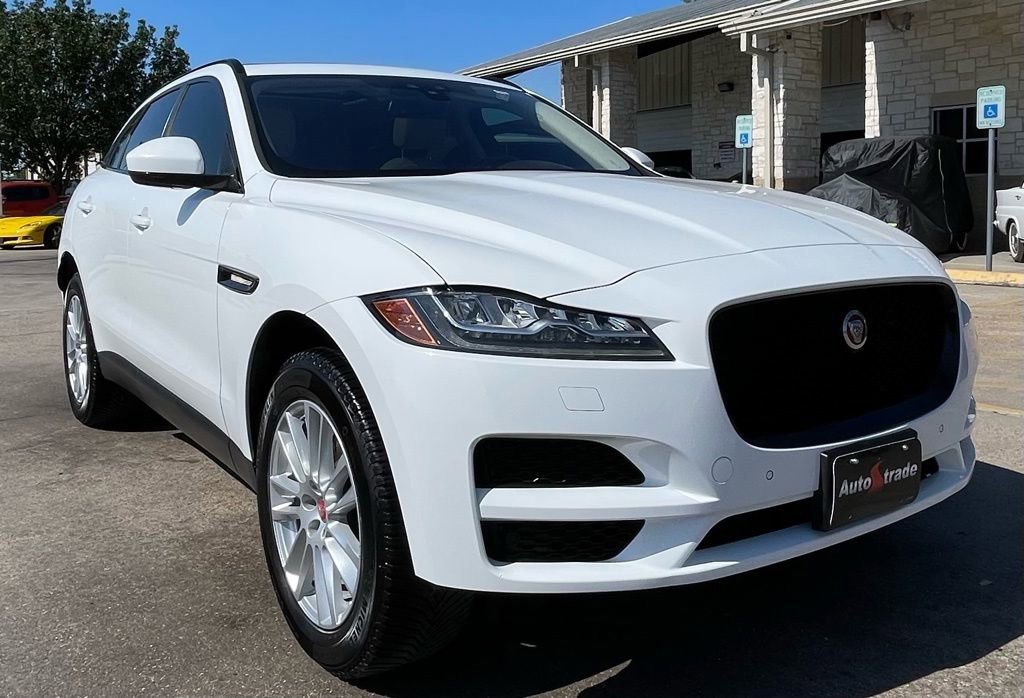 Used 2018 Jaguar F-PACE Prestige AWD/4WD image 3