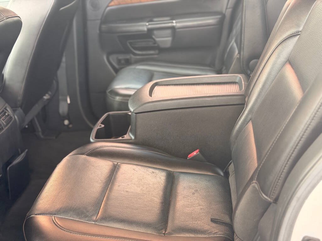 Used 2009 Nissan Armada LE w/ Technology Pkg RWD image 19