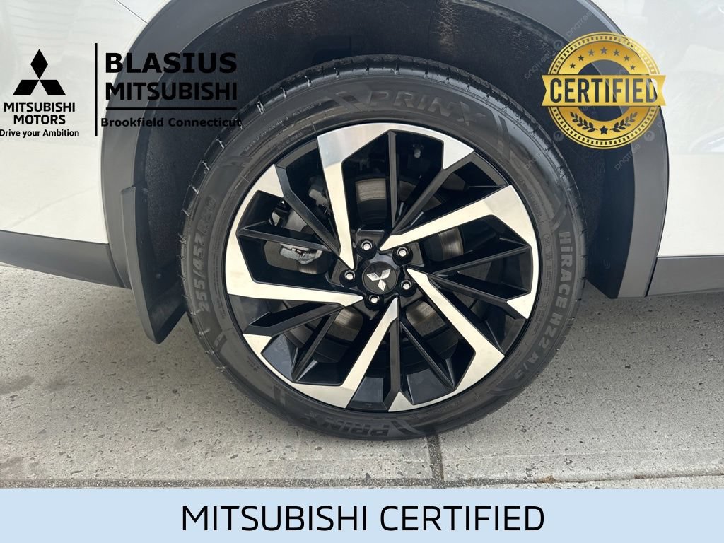 Used 2023 Mitsubishi Outlander 4WD Plug-In Hybrid image 6